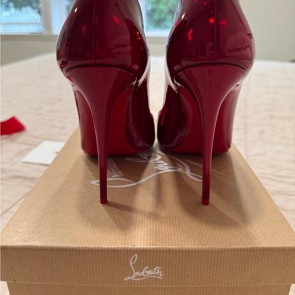 Christian Louboutin Hot Chick 100 heels in 40.5 in Psychic Red - Picture 2 of 15